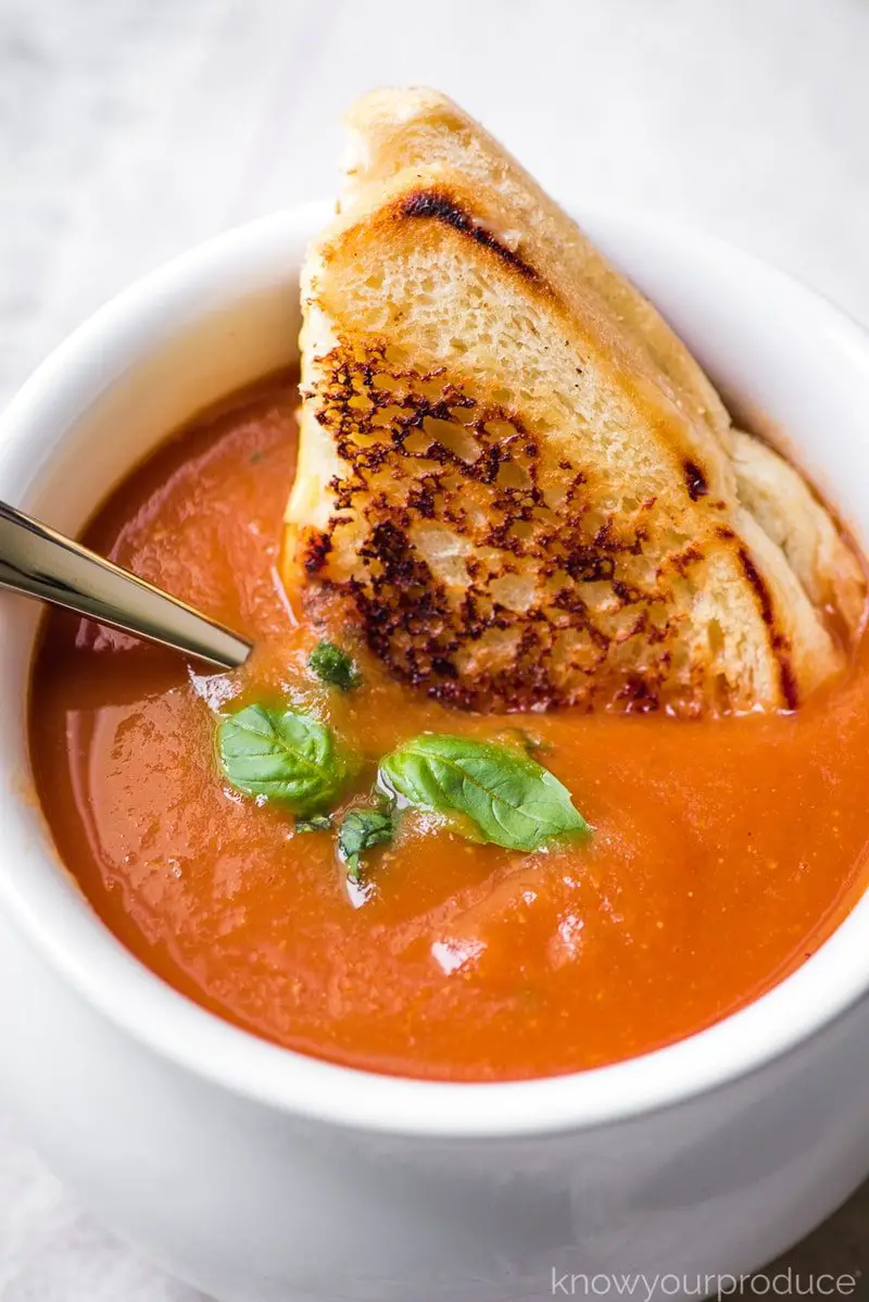 Fresh Tomato Soup with Roasted Tomatoes