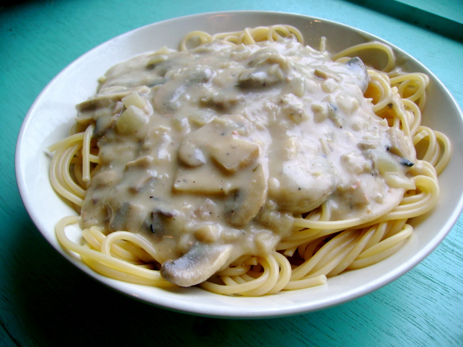 The Crabby Crafter: Cream of Mushroom Soup with Spaghetti